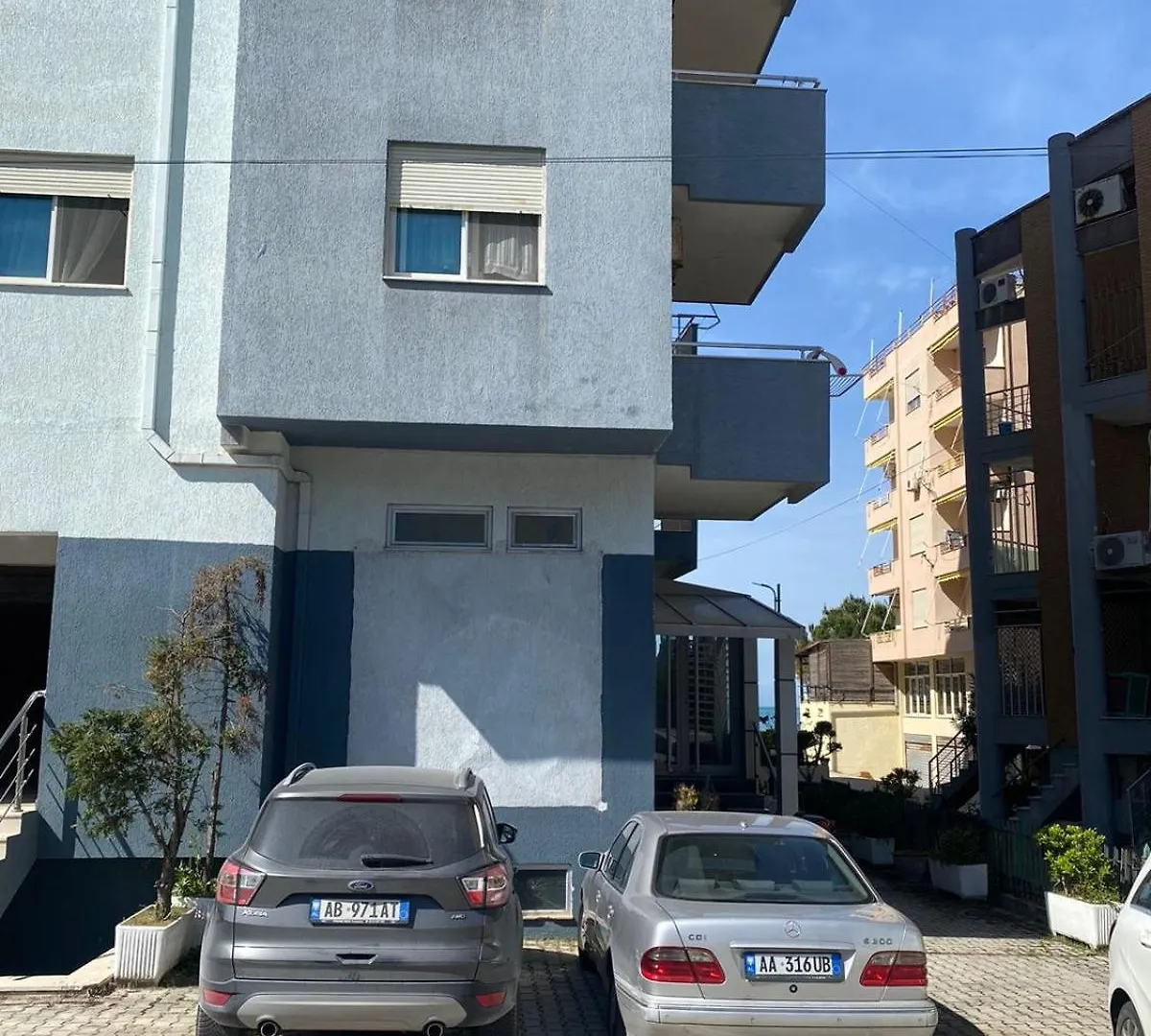 Beachfront Modern Apartment Durres 0*,  Albania